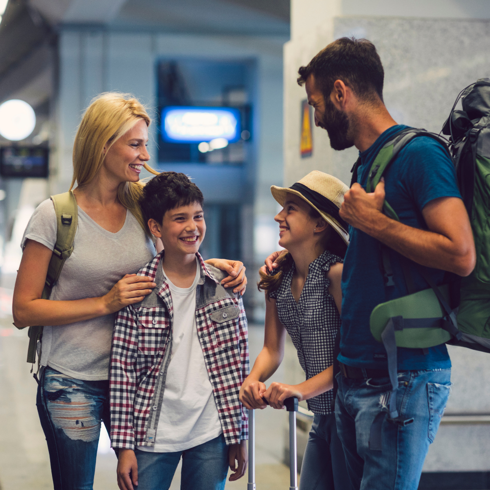 FAMILY TRAVEL FAMILY TRAVEL